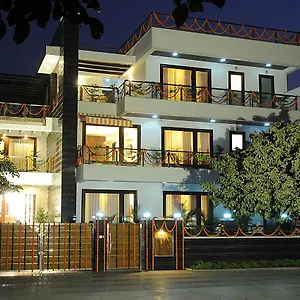 3* Hotel North East Residency